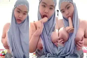 Bokep Indo Panlok Cici Glodok Putih Mulus Nyepong Nungging